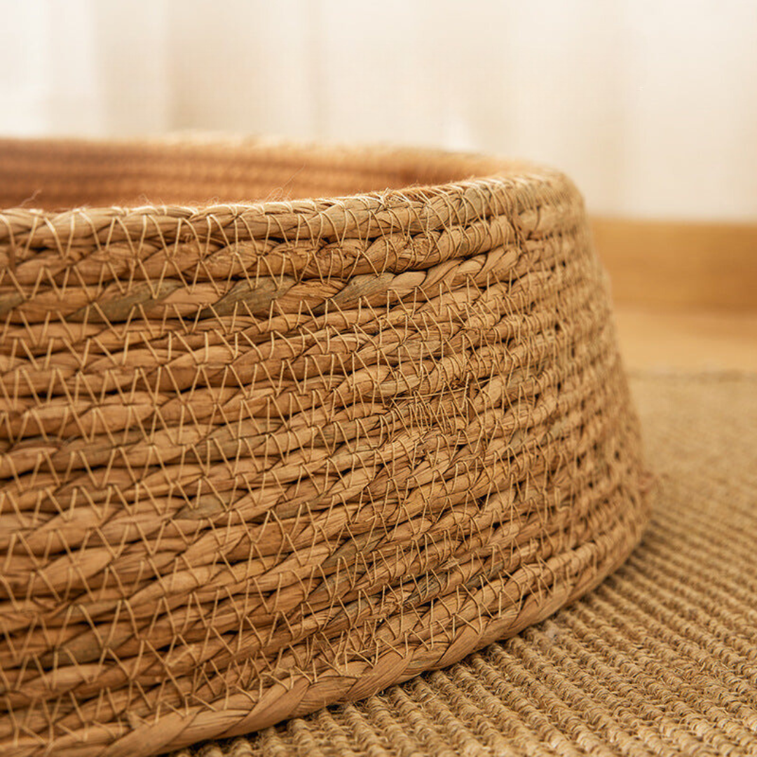 Hand-woven Rattan Cat Scratching Bed Skanto