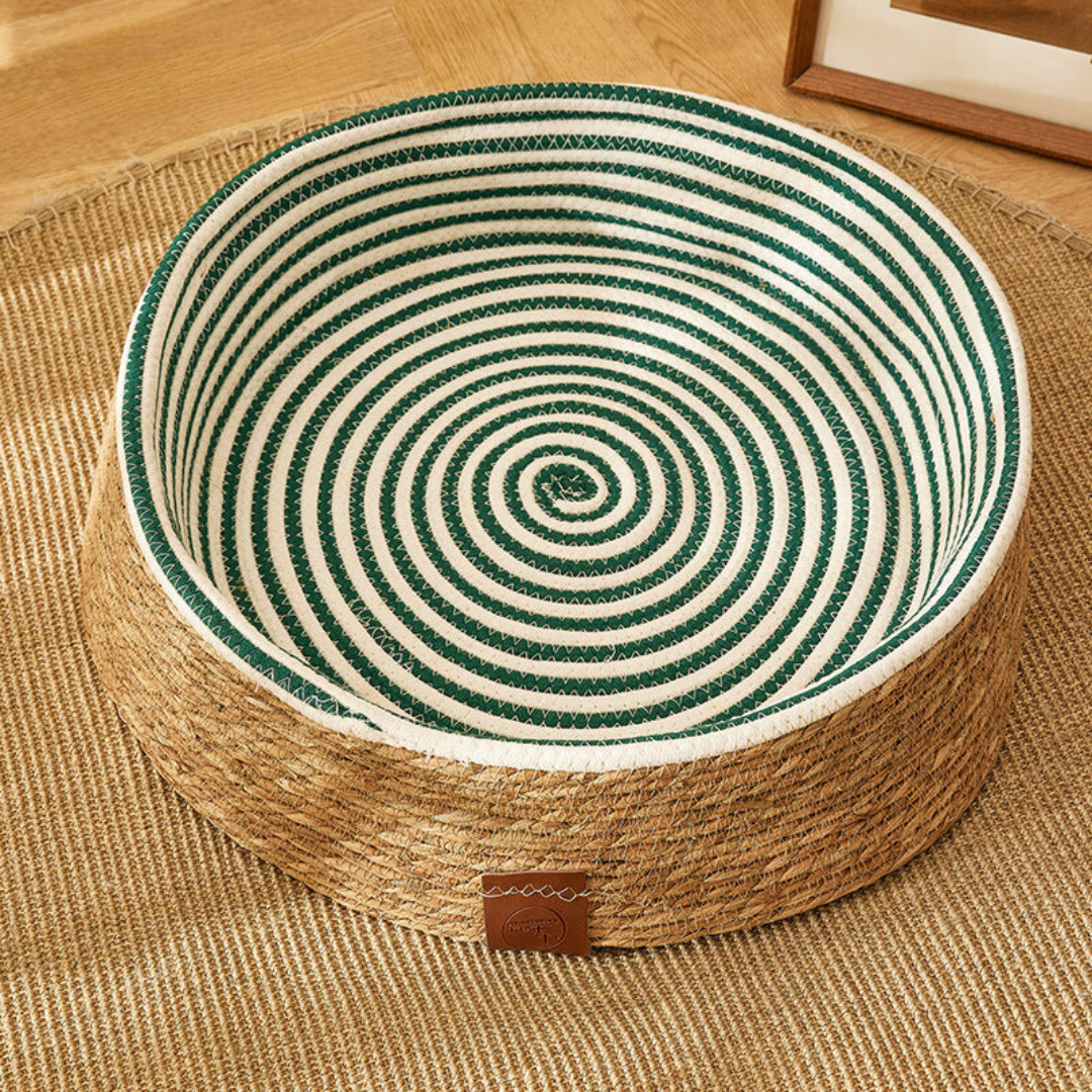 Hand-woven Rattan Cat Scratching Bed Skanto
