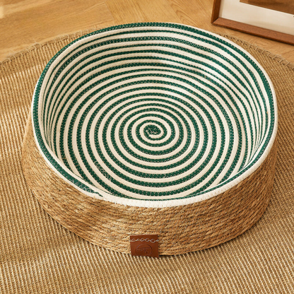 Hand-woven Rattan Cat Scratching Bed Skanto