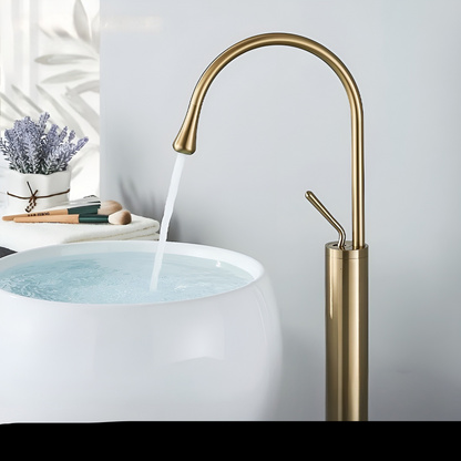 Basin mixer tap with a brushed finish – Deck-mounted tap, hot and cold mixer, brass fitting for residential use