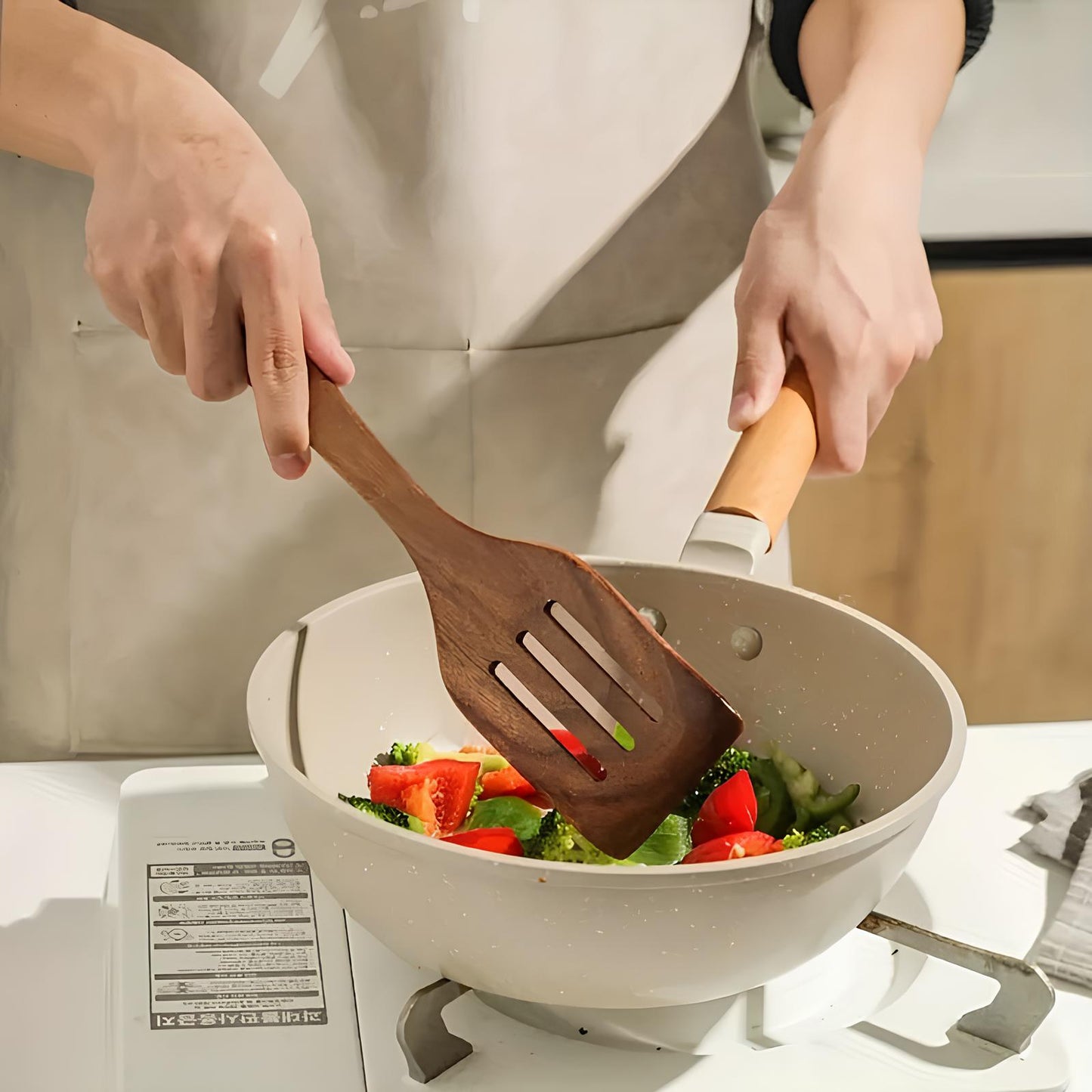 Skanto Kitchen Utensils in Natural Wood Set