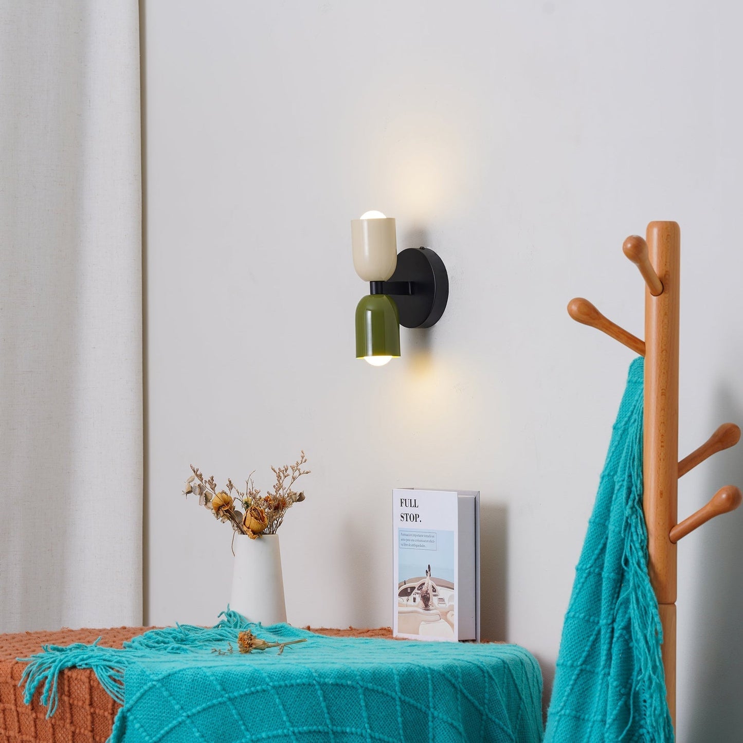 BowLift | Modern Vintage Double-Headed Utility Room Wall Light - Stylish Illumination for Contemporary Spaces