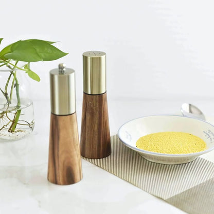 Skanto | Elegant Wooden Salt and Pepper Grinder Set