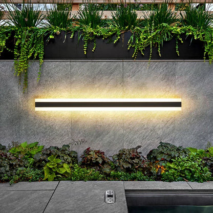 Waterproof Outdoor Wall Light - AquaLume | Brehn