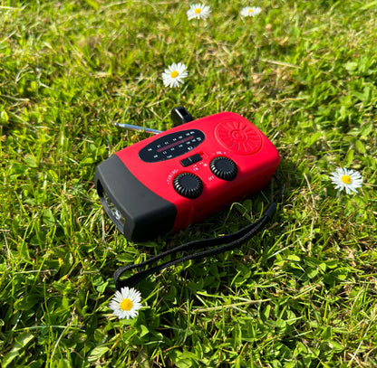 Skanto | Emergency Solar Hand-Crank Radio – Portable Dynamo Radio with Power Bank and LED Flashlight