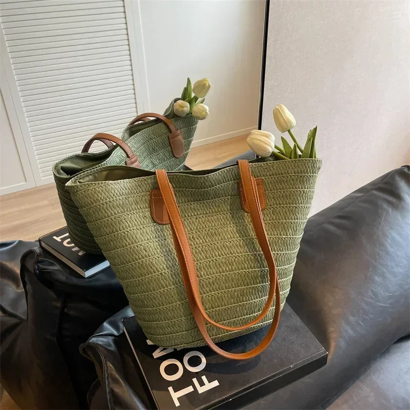 Skanto | Straw Basket Crossbody Bag for Women – Woven Design – Practical & Spacious – Versatile Carrying Options – Wall Clock