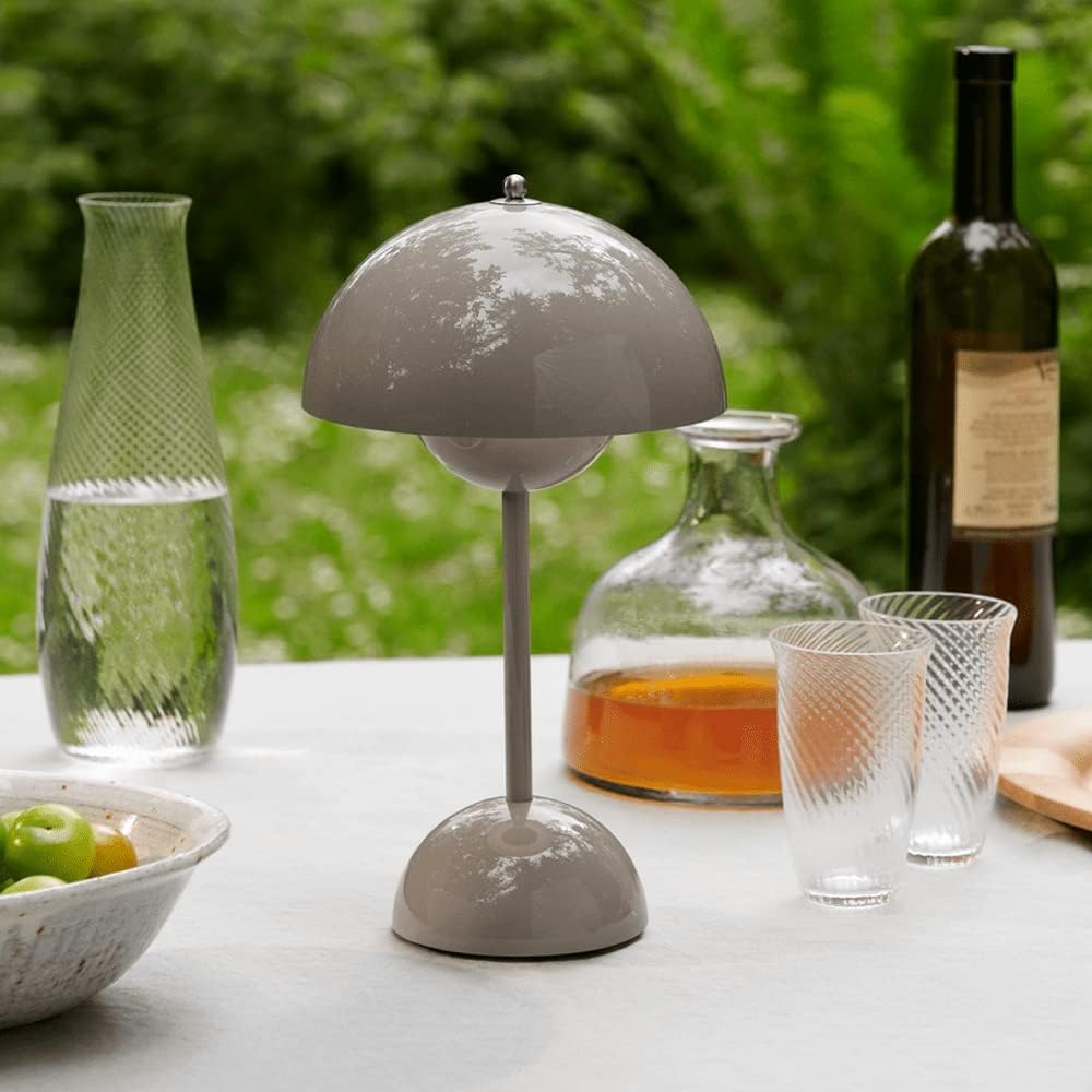 Skanto | Lunarglow - LED Table Lamp for Atmospheric Interior