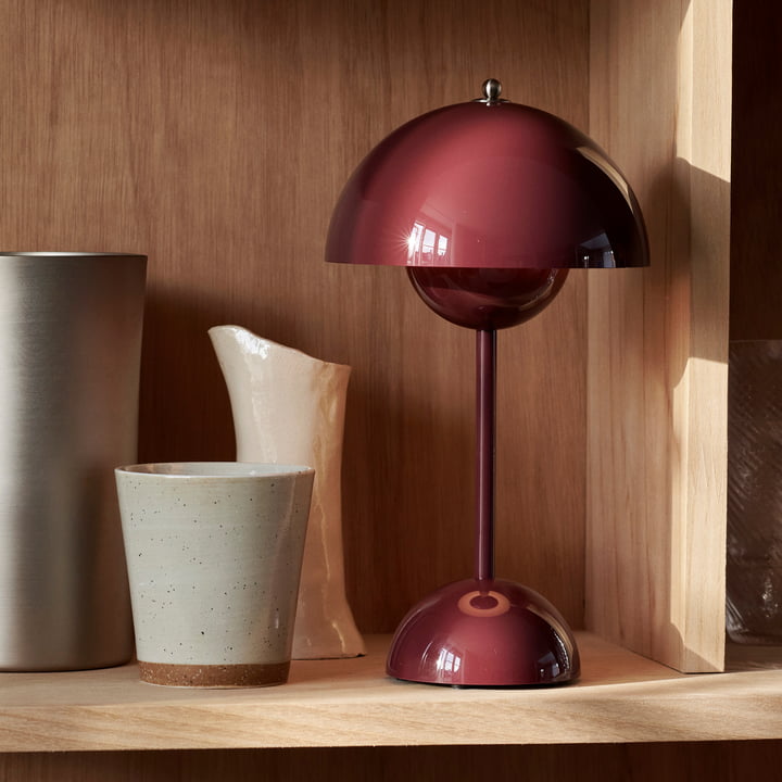 Skanto | Lunarglow - LED Table Lamp for Atmospheric Interior