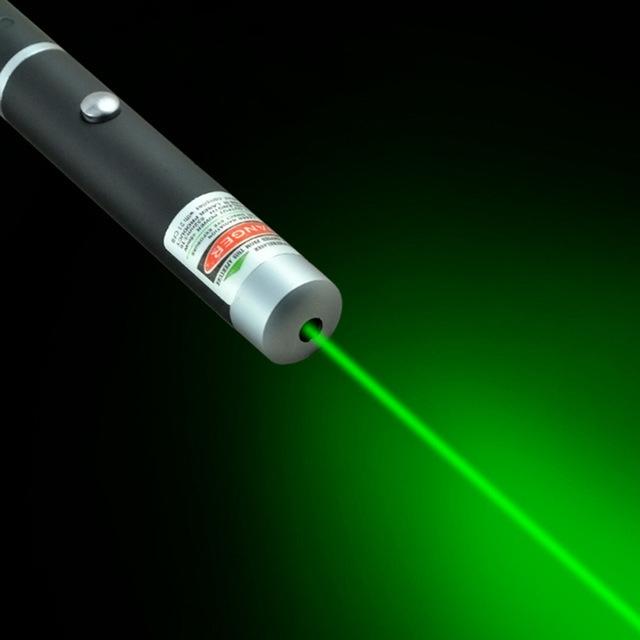 Karnz | High-performance laser pointer with multiple colors – Red, Green, Blue-Violet
