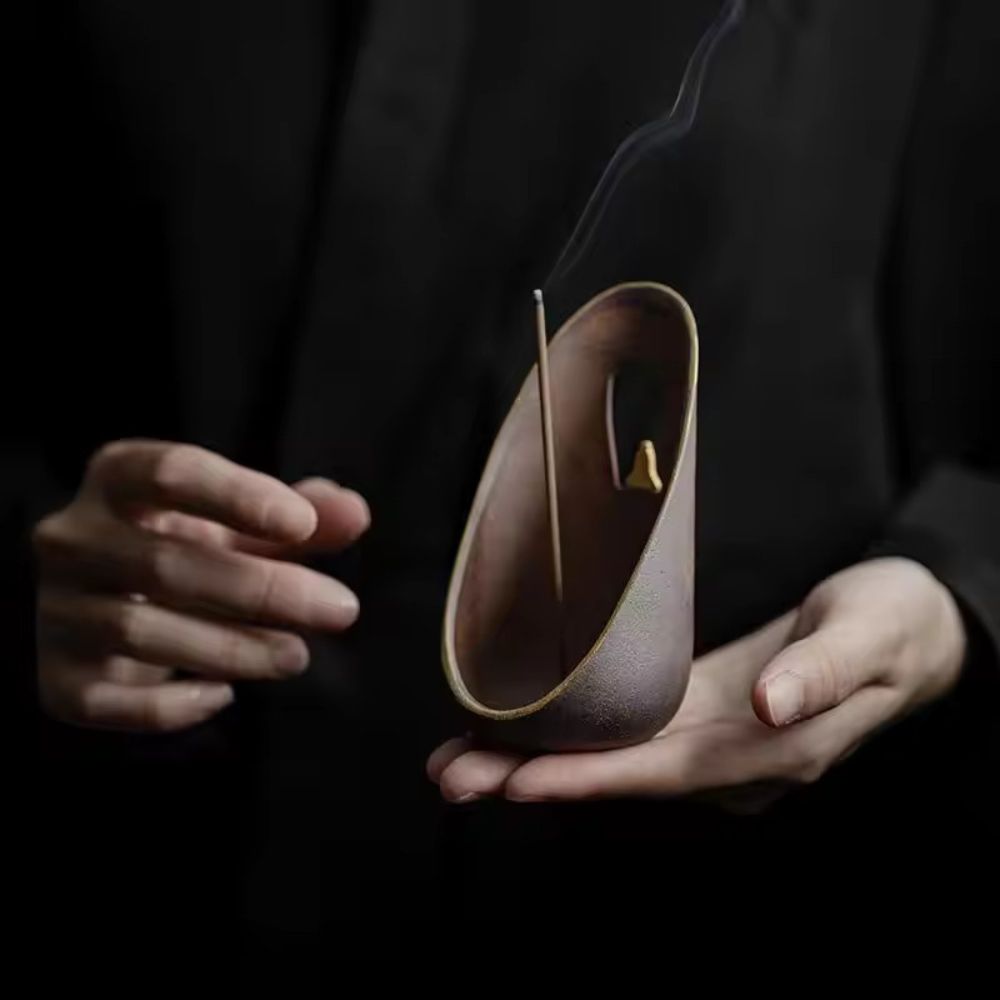 Skanto | Zen Flow Ceramic Incense Holder
