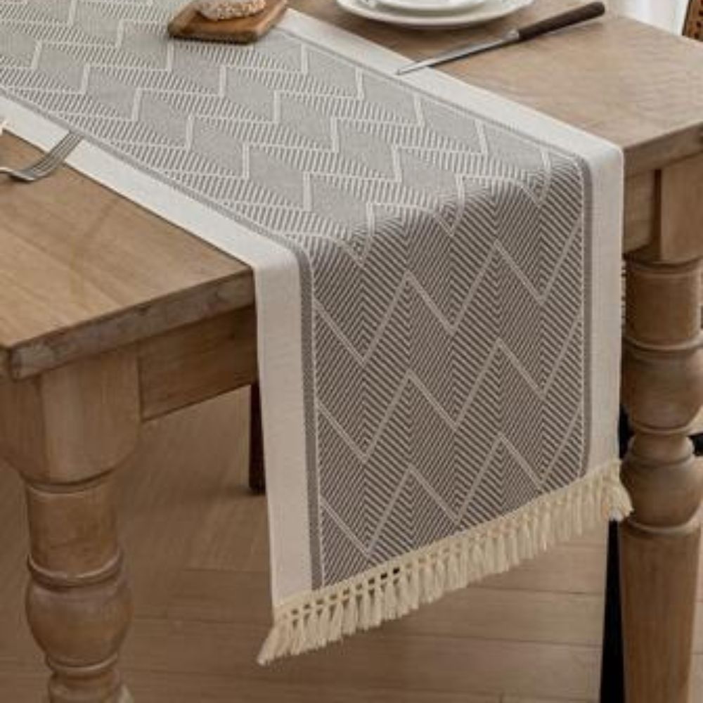 BowLift | Zigzag Loom Table Runner