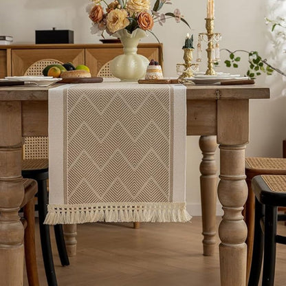 BowLift | Zigzag Loom Table Runner
