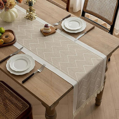 BowLift | Zigzag Loom Table Runner