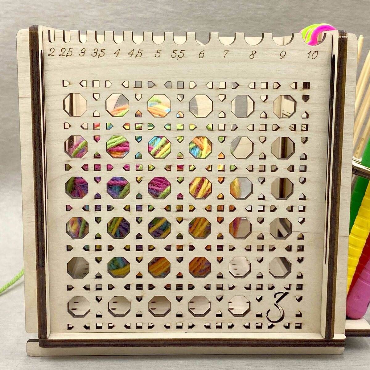 Skanto | Multifunctional Knitting Tool