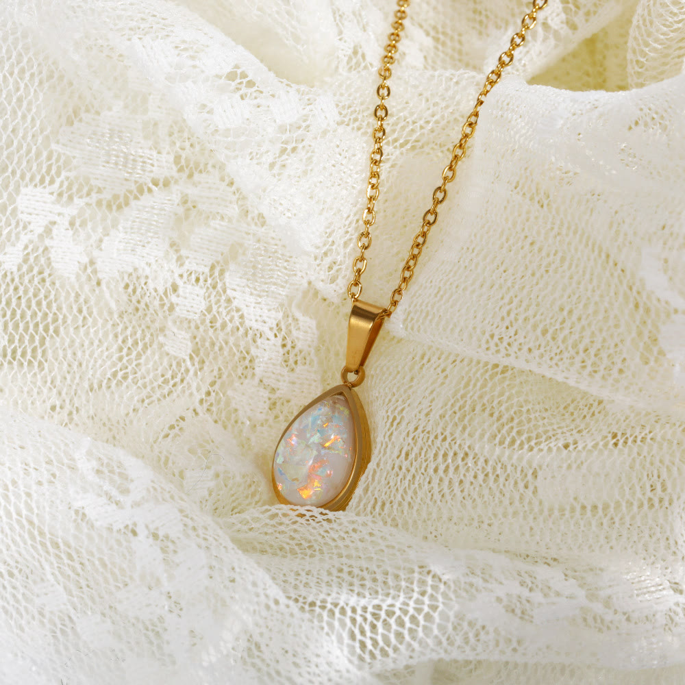 Skanto | 18K Natural Opal Drop Pendant Necklace - Eloise