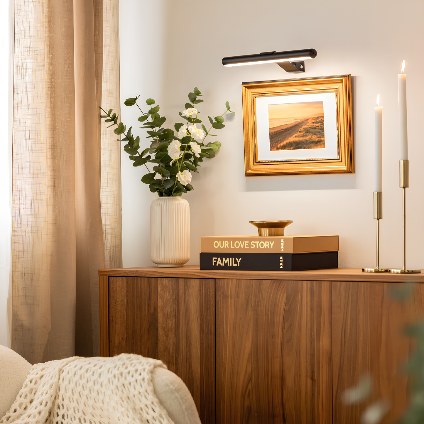 Skanto | Wall Lamp with Charging Function Elegant Picture Light