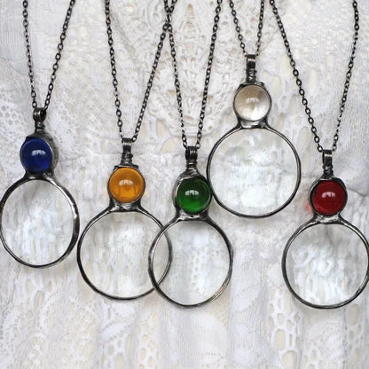 Skanto | Necklace with Magnifying Pendant
