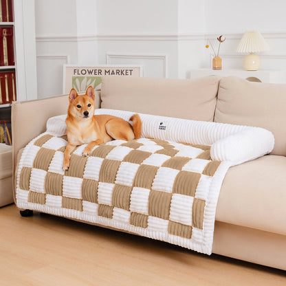 Skanto | Cream Checkered Cozy Dog Mat Furniture Protector Cover