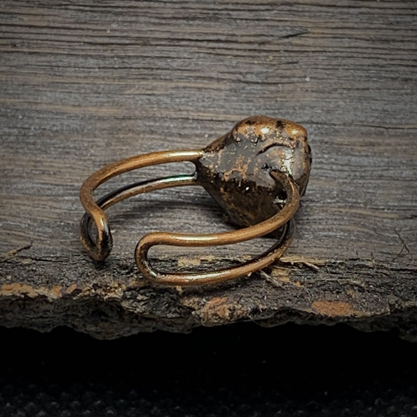 Skanto | Natural Raw Birthstone Ring - Selina