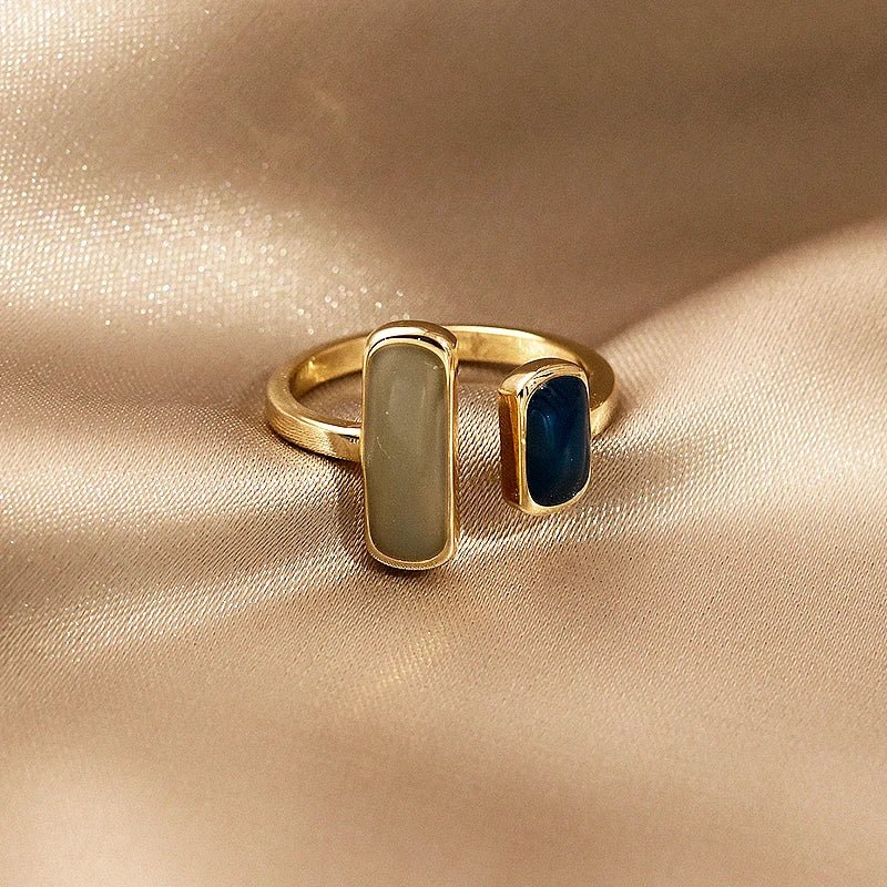 BowLift | Adjustable Asymmetric Blue Square Rings