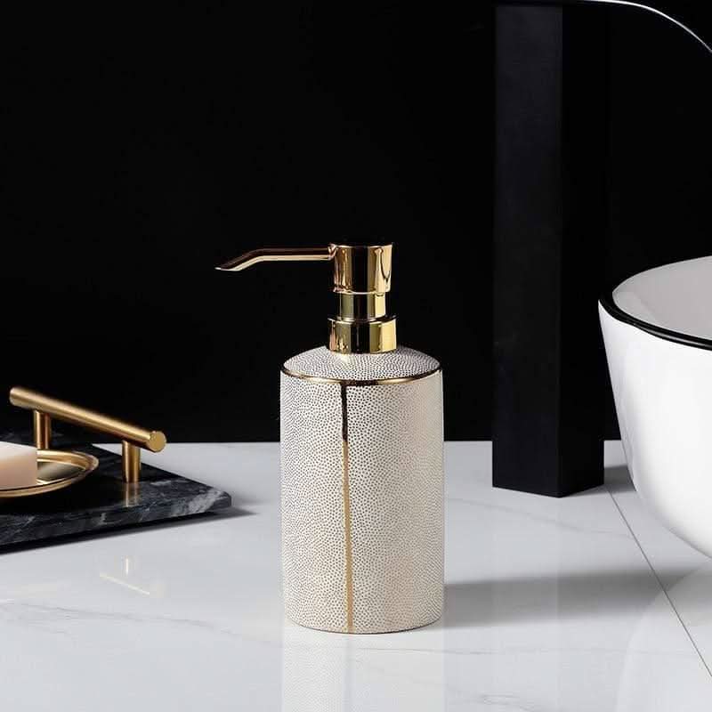 Skanto | Aqour - Functional Bathroom Accessory Set