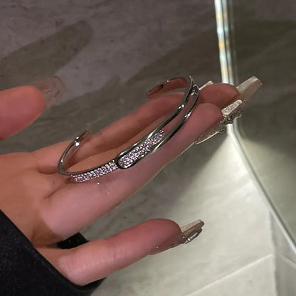 Skanto | Open Bracelet Made of 925 Sterling Silver with Zirconia
