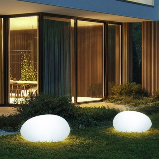 Skanto | Atmospheric Wireless Garden Lamp - LumaStone
