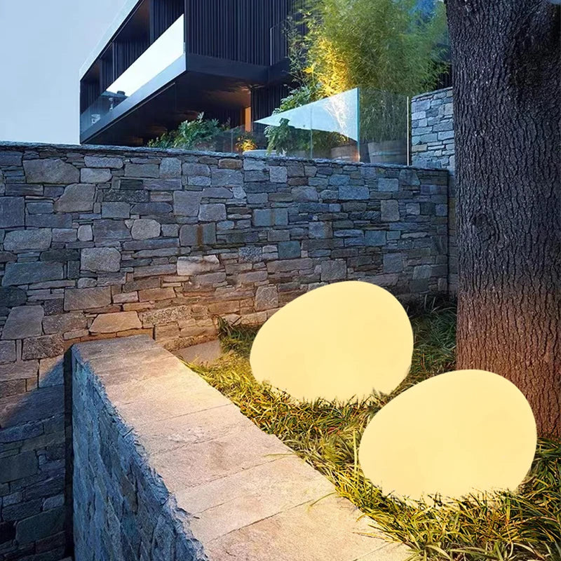Skanto | Atmospheric Wireless Garden Lamp - LumaStone