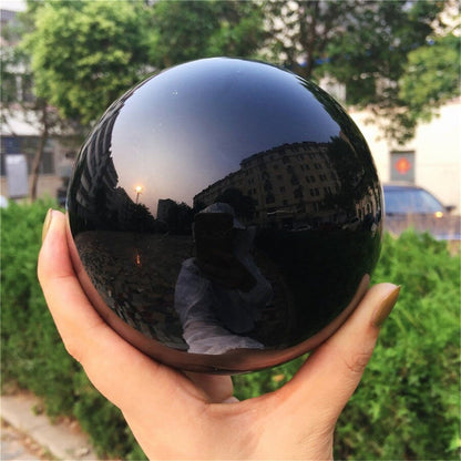 Skanto | Obsidian Crystal Ball Decor