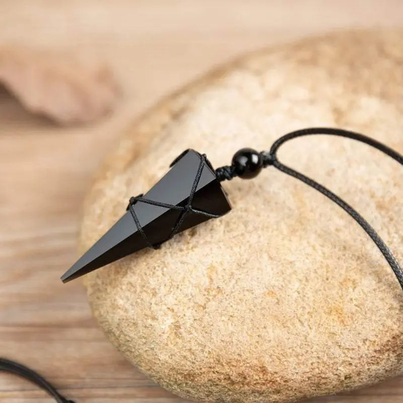 Skanto | Energetic Protection Obsidian Stone Necklace
