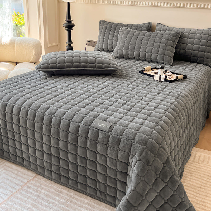 Skanto | Modern Soft Throw Blanket with Square Texture – Stylish Fluffy Bed and Sofa Cover