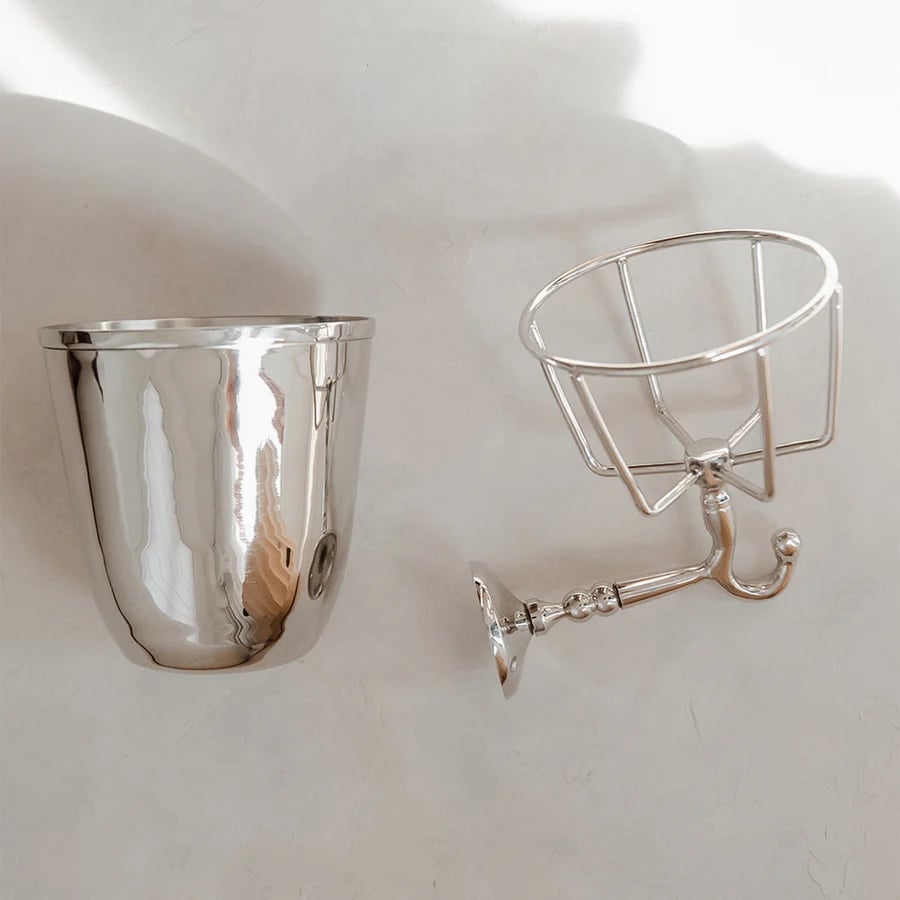 Frendorf | Vessona– Elegant opal wall vase for stylish home decoration