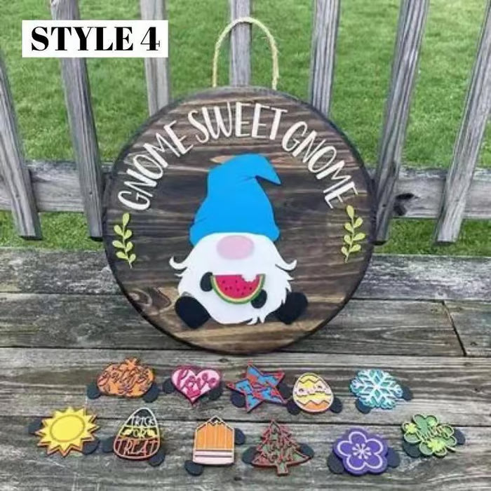 BowLift | The best Christmas decorationsInterchangeable welcome sign with wooden gnome