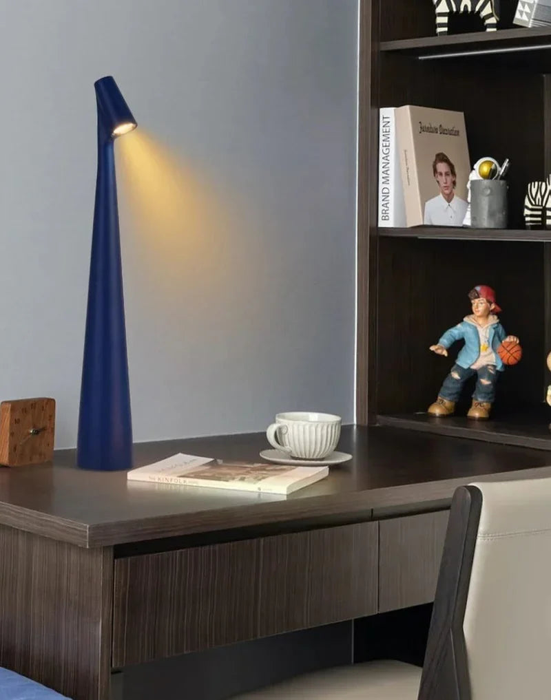 Stylish Table Lamp - Wireless | Karnz