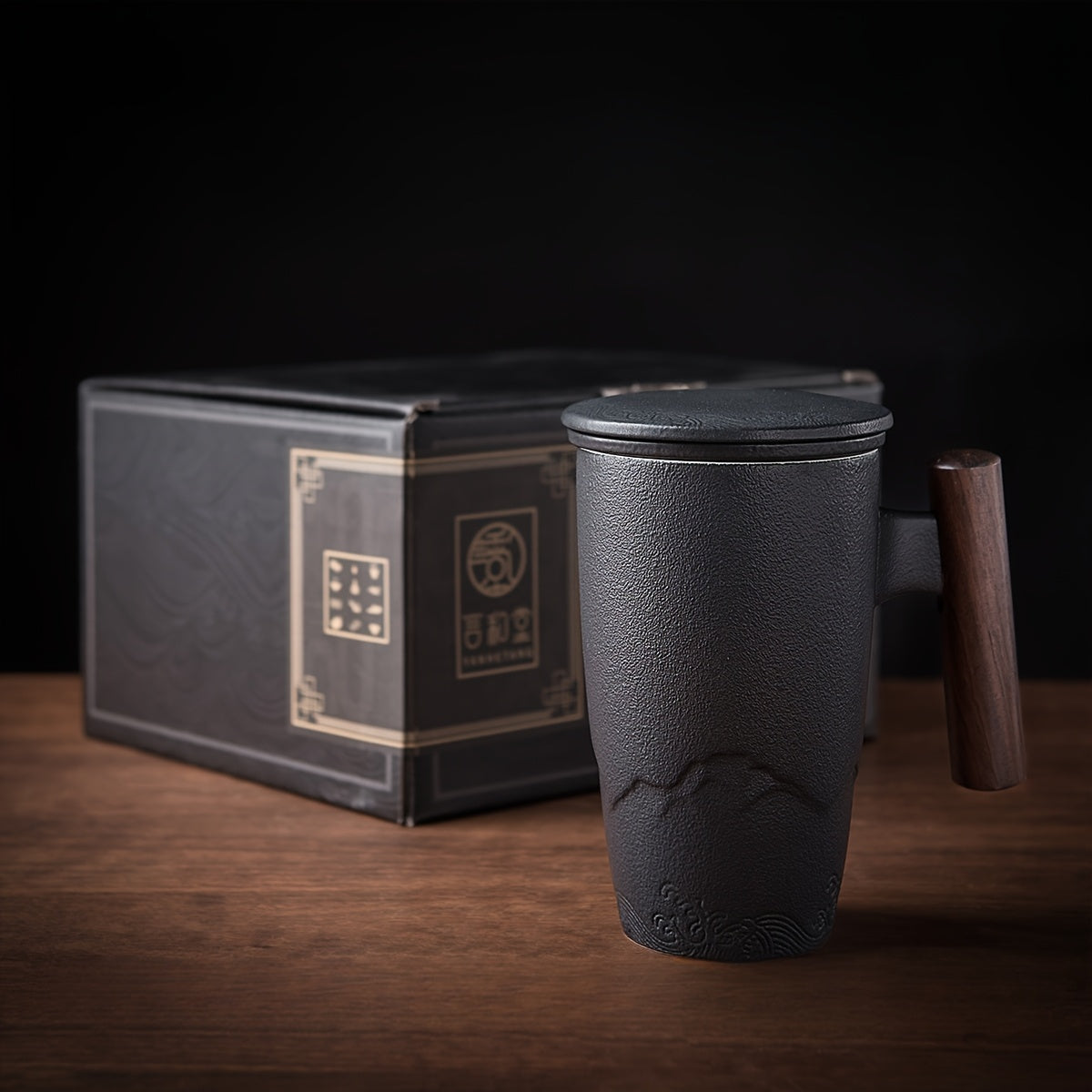 BowLift | TeaCraft Ceramic Mug | Handmade | With Tea Infuser & Wooden Handle | Retro Design