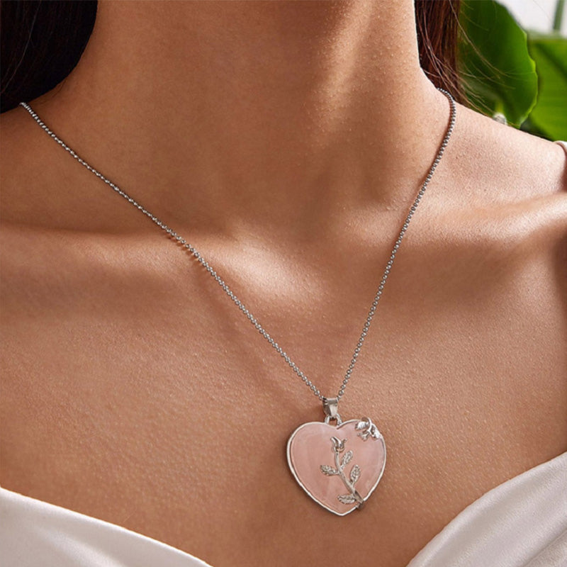 Skanto | Elegant Heart-Shaped Rose Quartz Necklace - Amara