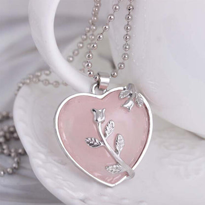 Skanto | Elegant Heart-Shaped Rose Quartz Necklace - Amara