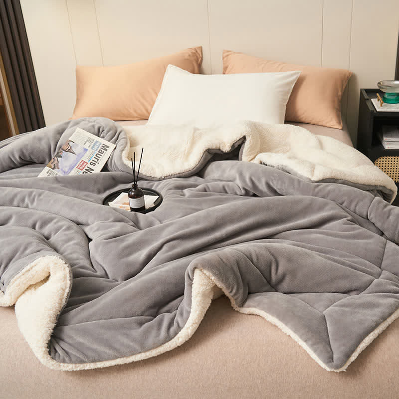 Skanto | Solid Double-Sided Velvet Cube Blanket
