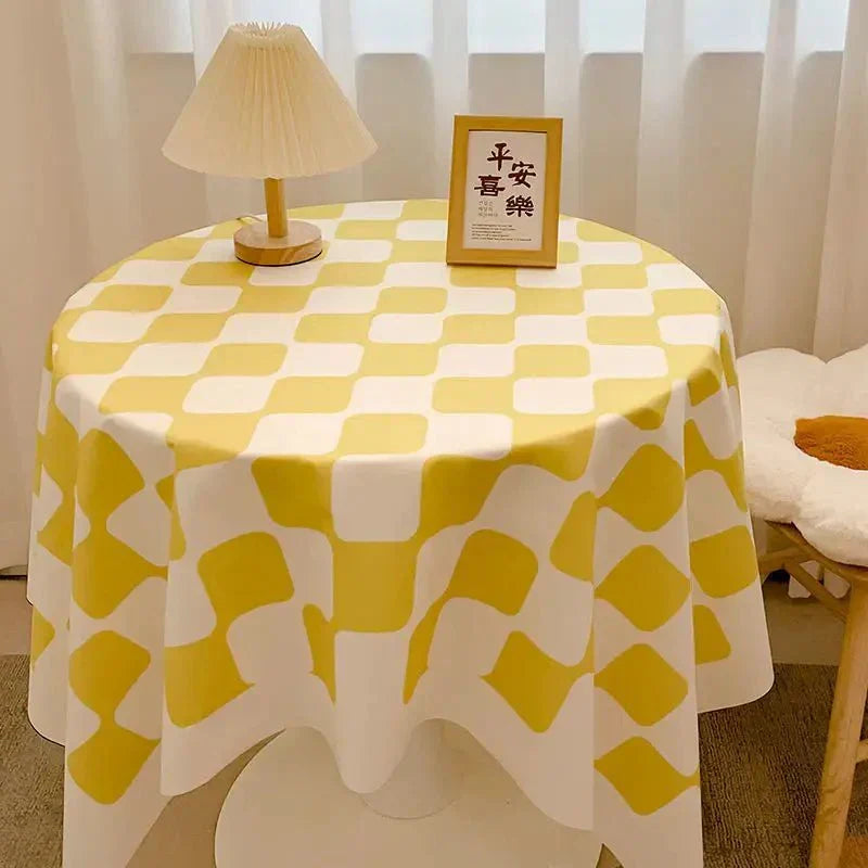 BowLift | Round tablecloth made of cotton with check pattern