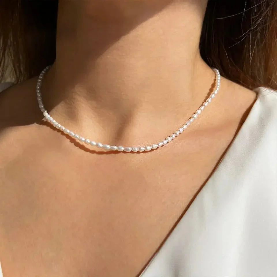 BowLift | Classic Feminine 3mm Pearl Necklace