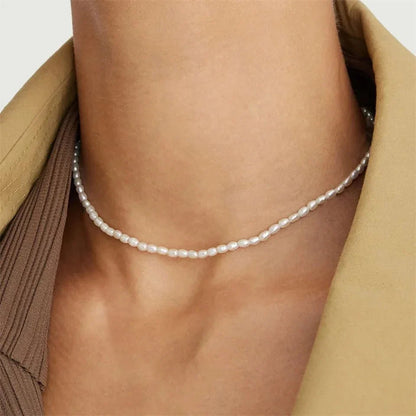 BowLift | Classic Feminine 3mm Pearl Necklace