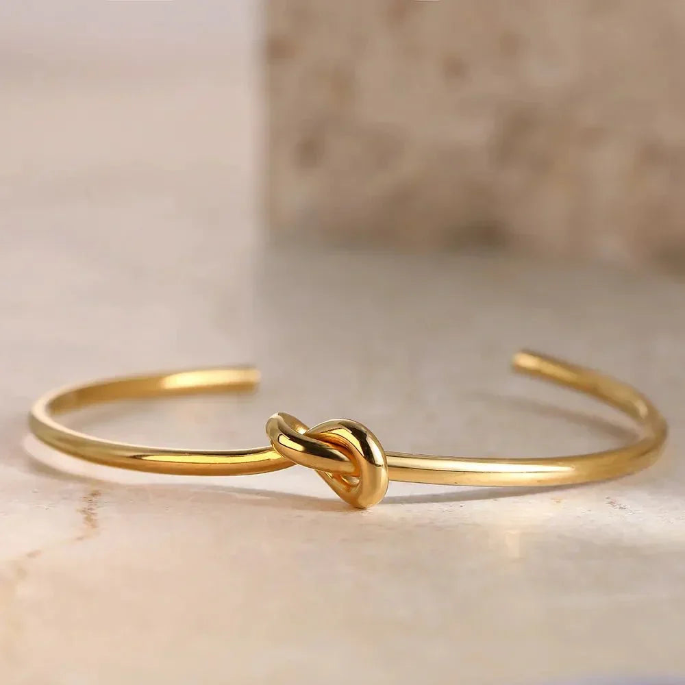 Karnz | Classic knot bracelet
