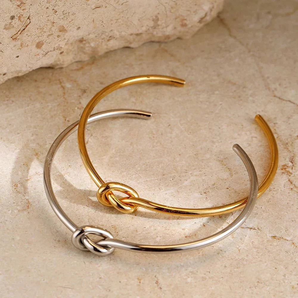 BowLift | Classic Knot Bracelet