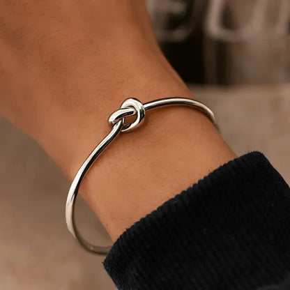 Brehn | Classic Knot Bracelet
