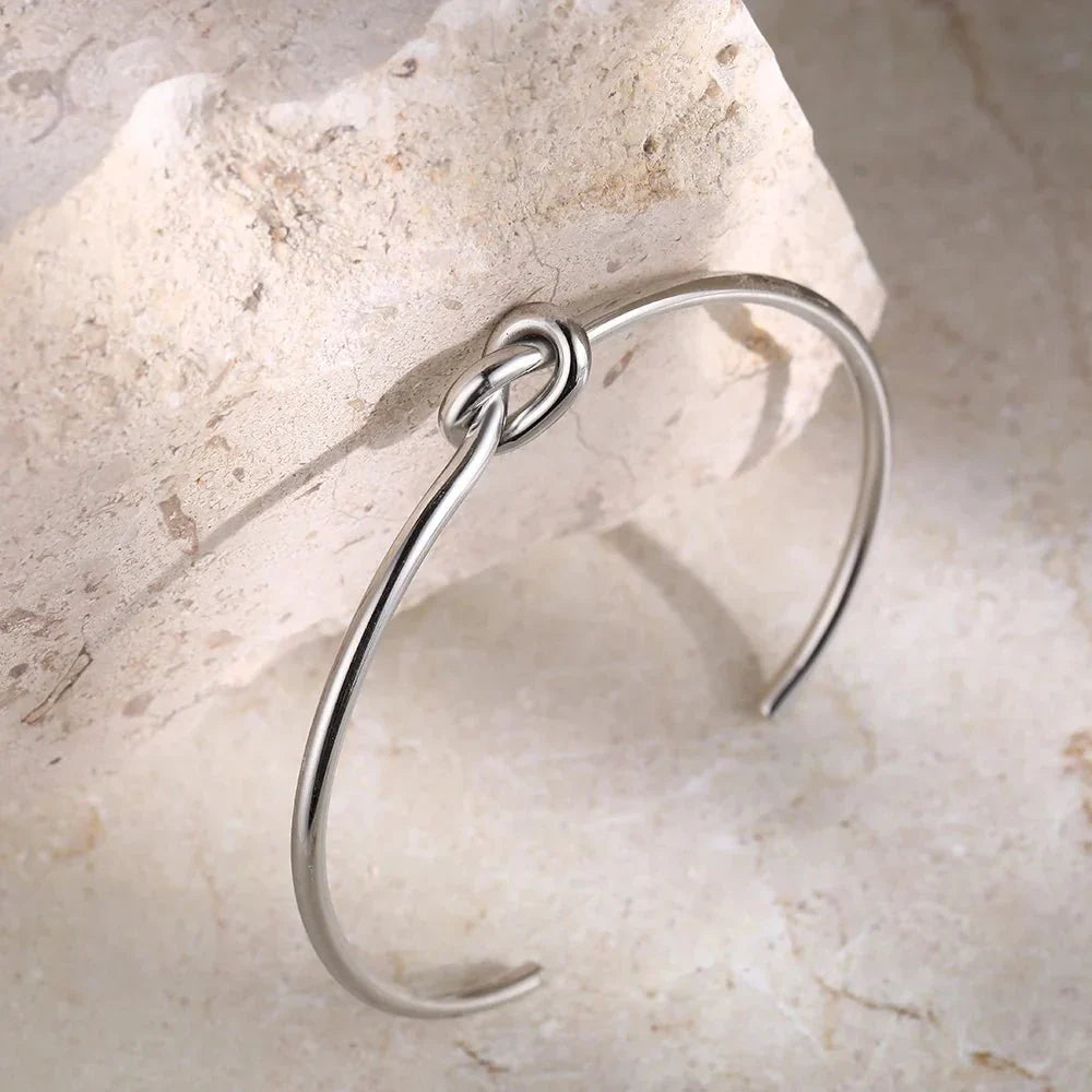 BowLift | Classic Knot Bracelet