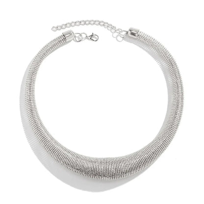 Skanto | Classic Chunky Textured Choker Necklace