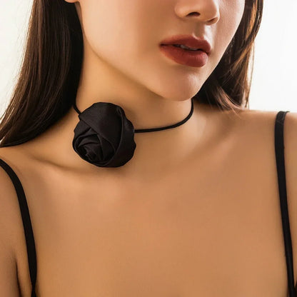 BowLift | Classy Rose Floral Choker Necklace