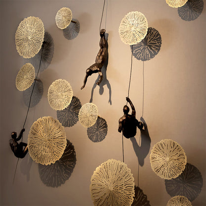 BowLift | Climber Wall Sculpture – PeakFigures