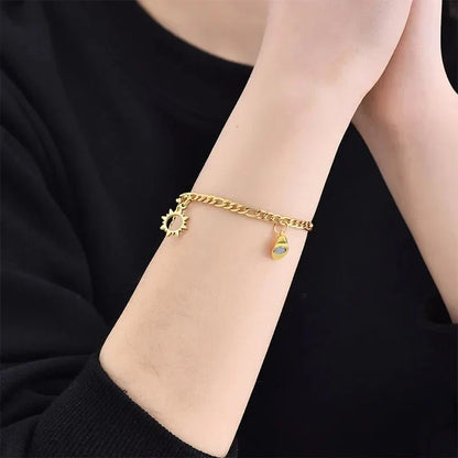 BowLift | Couples Magnetic Heart Sun & Moon Bracelet Set