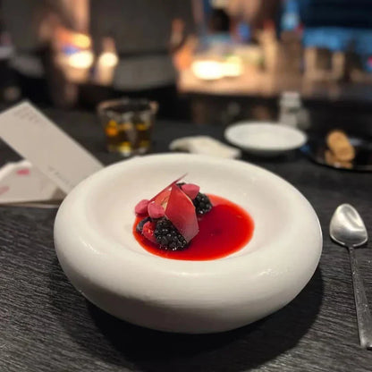 Creative Circular White Ceramic Plate with Double Layer Insulation | Bowlift